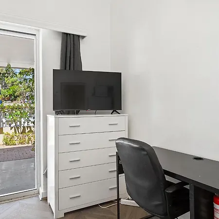 Stroll To Fremantle'S Core Studio Apartment Exterior photo