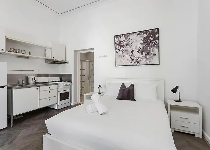 Stroll To Fremantle\'S Core Studio Apartment